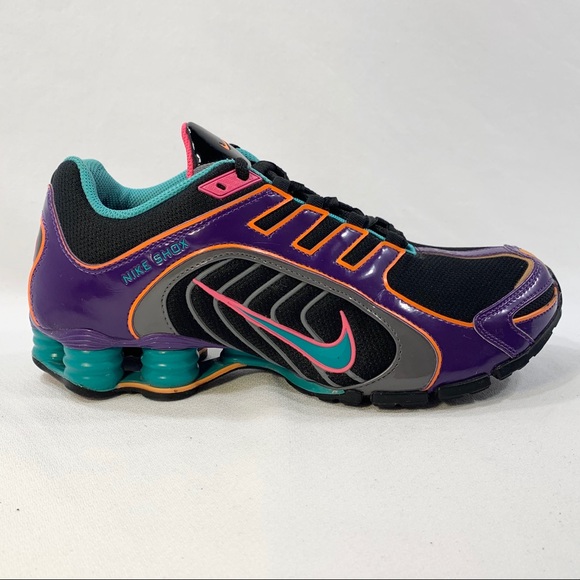 Nike Women’s Shox - Picture 1 of 8